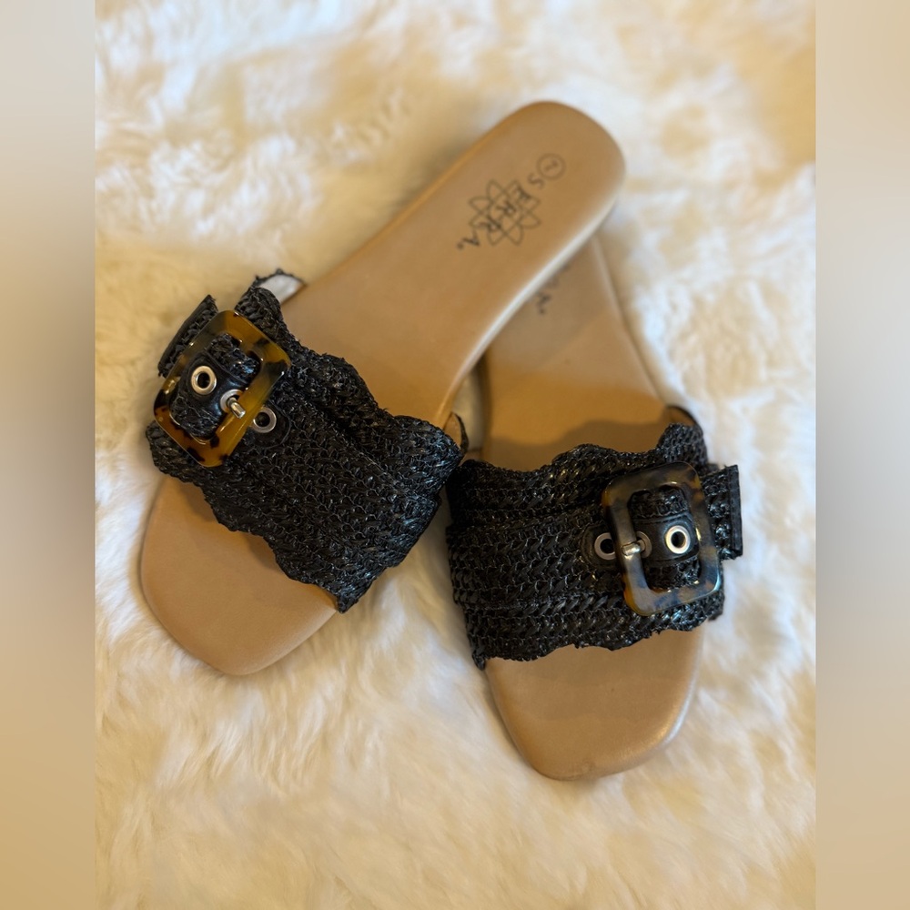Serra Black Woven Slide Sandals Women’s Size 7 Tortoise Buckle